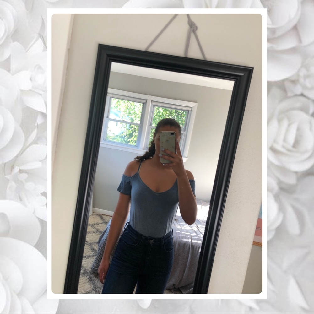 Open shoulder bodysuit